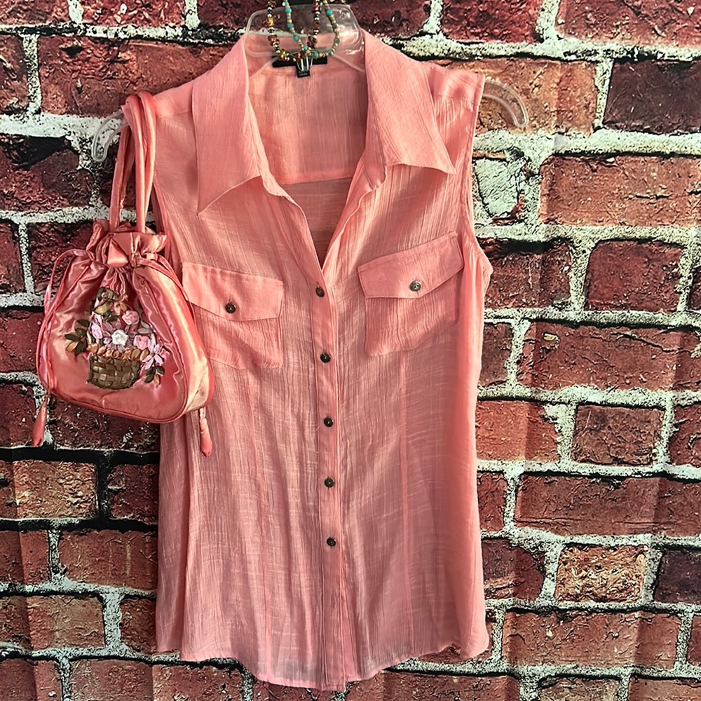 Notations Button-up,  Sleeveless Blouse. Most of my Clothes are Like New.